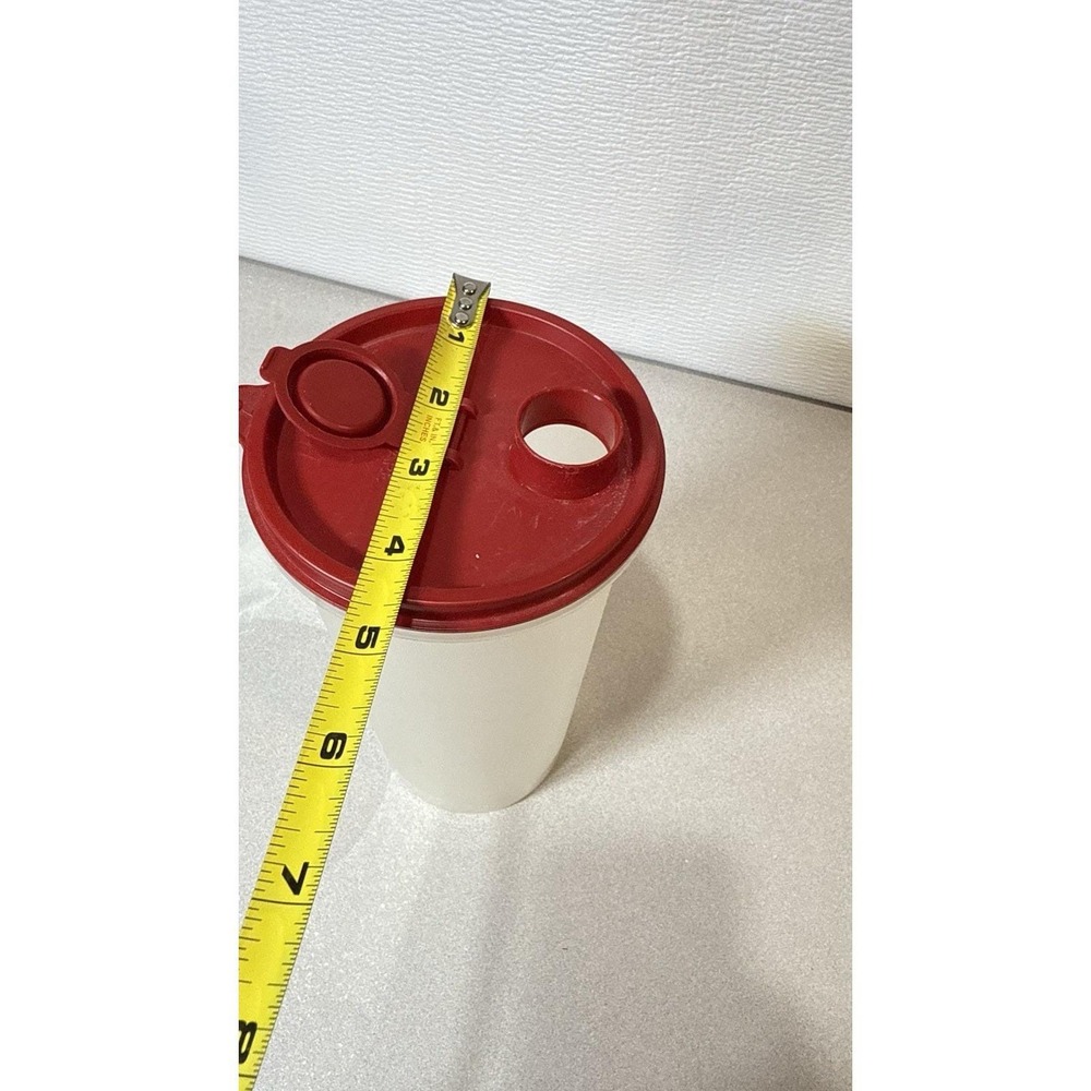 Tupperware ,medium‎ Pitcher /Storage Container W/Red Lid  563-8 - Picture 6 of 8